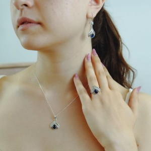 Silver Set with Root Sapphire Stone